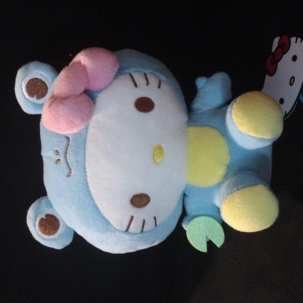 Hello kitty plush